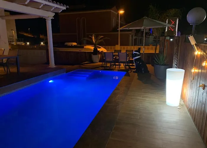 Sunset Pool Villa Holiday home *